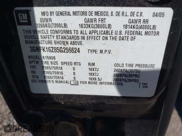 2005 Chevrolet Suburban Z71 with VIN 3GNFK16Z85G256624, listed as a IAAI auction lot 41448380 with 128,149 mi miles. Bid and sale history available at carsss.com. Image 9.