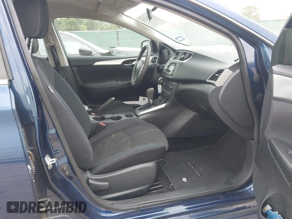 2017 Nissan Sentra S z VIN 3N1AB7AP9HY404437, wystawiony jako IAAI lot #42474178 z przebiegiem 77 931 mil mil oraz . Historia ofert i sprzedaży dostępna na DreamBid. Obrazek 5.