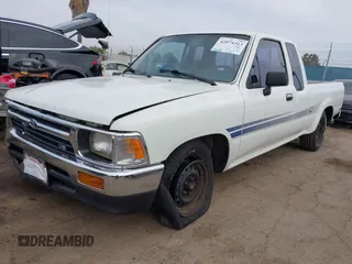 1994 Toyota Pickup with VIN JT4VN93D8R5040210, listed as a IAAI auction lot 42074313 with 175,515 mi miles and . Bid and sale history available at DreamBid. Image 17.