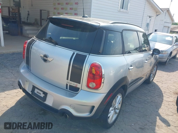 2012 MINI Countryman S z VIN WMWZC5C59CWL63348, wystawiony jako IAAI lot #42317781 z przebiegiem 132 639 mil mil oraz . Historia ofert i sprzedaży dostępna na DreamBid. Obrazek 4.