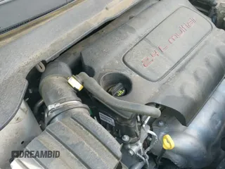 2019 Jeep Compass Latitude с VIN 3C4NJCBB9KT685575, выставлен на аукционе IAAI как лот 43056758 с пробегом 86 707 миль миль и . История ставок и продаж доступна на DreamBid. Изображение 19.