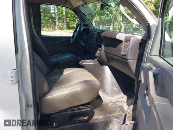 2017 Chevrolet Express Cargo with VIN 1GCZGHFF9H1136193, listed as a IAAI auction lot 42502511 with 149,458 mi miles and . Bid and sale history available at DreamBid. Image 5.