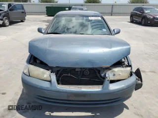 2001 Toyota Camry CE z VIN 4T1BG22K71U837591, wystawiony jako Copart lot #61239094 z przebiegiem 230 941 mil mil oraz Szkoda całkowita • Salvage title. Historia ofert i sprzedaży dostępna na DreamBid. Obrazek 5.
