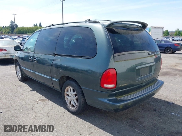 2000 Dodge Grand Caravan with VIN 1B4GT44L4YB583087, listed as a IAAI auction lot 42081647 with Not Provided miles and . Bid and sale history available at DreamBid. Image 3.