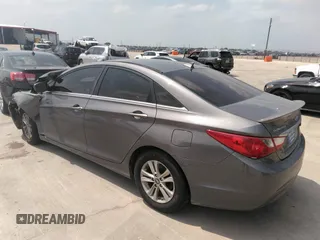 2012 Hyundai Sonata GLS PZEV with VIN 5NPEB4AC0CH377340, listed as a IAAI auction lot 36545311 with Not Provided miles. Bid and sale history available at carsss.com. Image 3.
