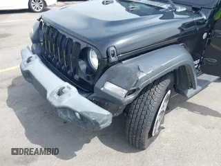 2018 Jeep Wrangler Sport S with VIN 1C4GJXAN8JW290064, listed as a IAAI auction lot 42012484 with 93,838 mi miles and . Bid and sale history available at DreamBid. Image 6.