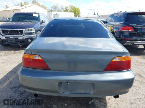 1999 Acura TL with VIN 19UUA565XXA036119, listed as a IAAI auction lot 41830729 with 203,538 mi miles. Bid and sale history available at carsss.com. Image 17.