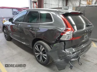 2022 Volvo XC60 Inscription with VIN YV4L12DL3N1002494, listed as a IAAI auction lot 41472028 with 11,061 mi miles and . Bid and sale history available at DreamBid. Image 3.
