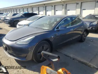 2020 Tesla Model 3 Standard Range Plus with VIN 5YJ3E1EA2LF658205, listed as a Copart auction lot 42481975 with 55,303 mi miles and Salvage Title. Bid and sale history available at DreamBid. Image 1.