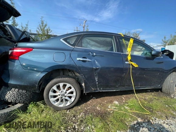 2016 Nissan Sentra SR with VIN 3N1AB7AP6GL652088, listed as a Copart auction lot 46583815 with Not Provided miles and Non Repairable. Bid and sale history available at DreamBid. Image 3.
