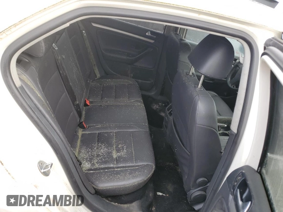 2007 Volkswagen Jetta 2.5 with VIN 3VWSF71KX7M043040, listed as a Copart auction lot 45791765 with 233,291 mi miles and Clean title. Bid and sale history available at DreamBid. Image 10.