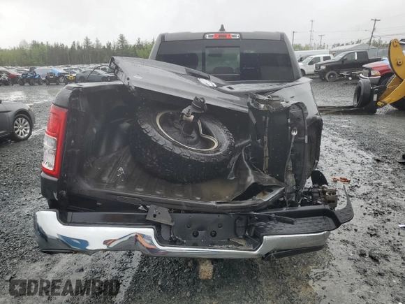 2020 Ram 1500 Tradesman z VIN 1C6SRFNT0LN414883, wystawiony jako Copart lot #56750054 z przebiegiem 119 340 mil mil oraz Szkoda całkowita • Salvage title. Historia ofert i sprzedaży dostępna na DreamBid. Obrazek 6.