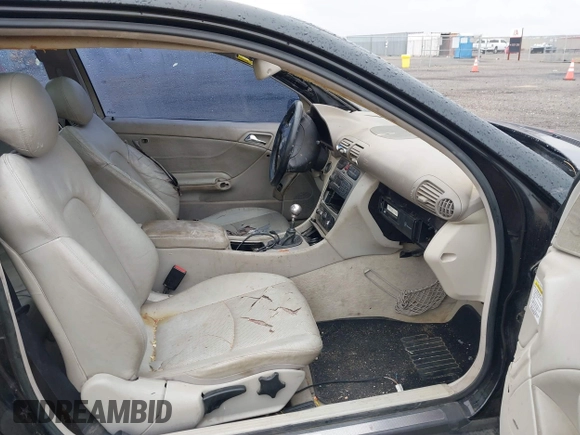 2002 Mercedes-Benz C 230/260/280/320 with VIN WDBRN47J82A263315, listed as a IAAI auction lot 41431146 with Not Provided miles and . Bid and sale history available at DreamBid. Image 5.