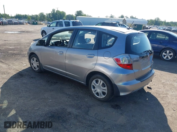 2009 Honda Fit z VIN JHMGE88289C002965, wystawiony jako IAAI lot #42382336 z przebiegiem 120 727 mil mil oraz . Historia ofert i sprzedaży dostępna na DreamBid. Obrazek 3.