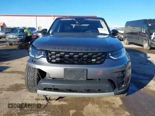 2018 Land Rover Discovery HSE Luxury with VIN SALRT2RV3JA053899, listed as a IAAI auction lot 41051056 with 95,373 mi miles. Bid and sale history available at carsss.com. Image 12.