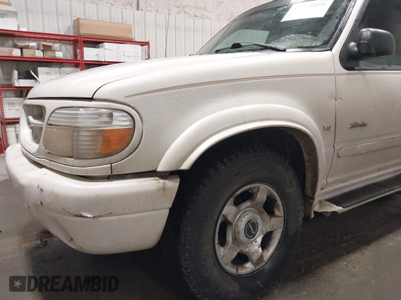 1999 Ford Explorer XLT с VIN 1FMZU32P3XZA27511, выставлен на аукционе IAAI как лот 42238950 с пробегом 227 102 миль миль и . История ставок и продаж доступна на DreamBid. Изображение 6.