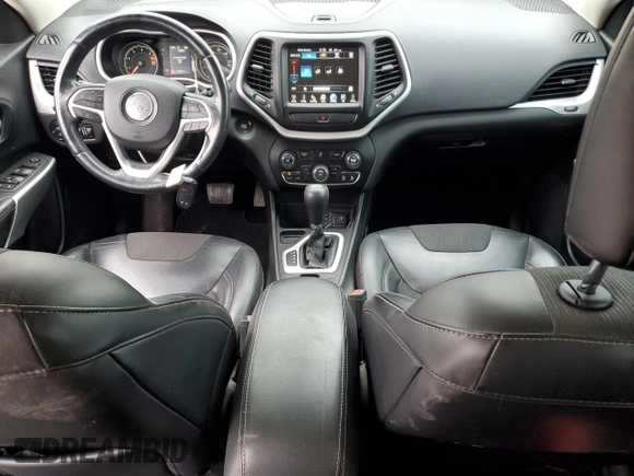 2018 Jeep Cherokee Latitude Plus with VIN 1C4PJLLB4JD590255, listed as a Copart auction lot 41496575 with 74,224 mi miles and Salvage Title. Bid and sale history available at carsss.com. Image 8.