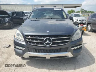 2014 Mercedes-Benz M 350 z VIN 4JGDA5JB0EA373550, wystawiony jako Copart lot #59217885 z przebiegiem 188 074 mil mil oraz Czysty tytuł • Clean title. Historia ofert i sprzedaży dostępna na DreamBid. Obrazek 5.