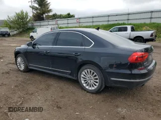 2016 Volkswagen Passat SE z VIN 1VWBT7A38GC051284, wystawiony jako Copart lot #56017235 z przebiegiem 120 066 mil mil oraz Czysty tytuł • Clean title. Historia ofert i sprzedaży dostępna na DreamBid. Obrazek 2.