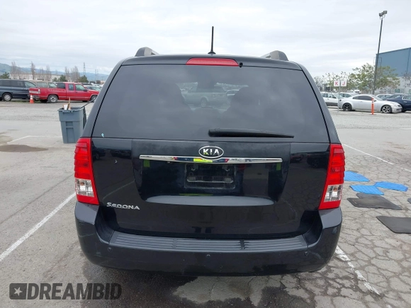 2012 Kia Sedona LX with VIN KNDMG4C78C6502141, listed as a IAAI auction lot 41725800 with 153,789 mi miles and . Bid and sale history available at carsss.com. Image 15.