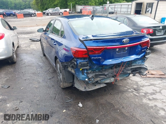 2021 Kia Forte GT-Line с VIN 3KPF34AD9ME382035, выставлен на аукционе IAAI как лот 42209430 с пробегом 99 000 миль миль и . История ставок и продаж доступна на DreamBid. Изображение 3.
