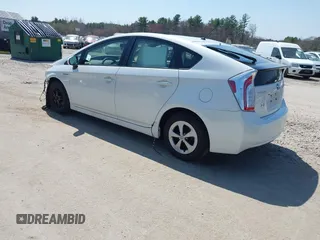 2015 Toyota Prius Four with VIN JTDKN3DU5F1907662, listed as a IAAI auction lot 42048565 with 84,458 mi miles. Bid and sale history available at carsss.com. Image 3.