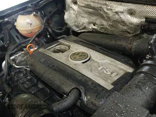 2009 Volkswagen Tiguan с VIN WVGCV75N49W510725, выставлен на аукционе IAAI как лот 42851940 с пробегом 212 752 миль миль и . История ставок и продаж доступна на DreamBid. Изображение 20.