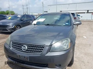 2006 Nissan Altima 2.5 S with VIN 1N4AL11D26C238691, listed as a IAAI auction lot 42085537 with 237,816 mi miles. Bid and sale history available at carsss.com. Image 6.