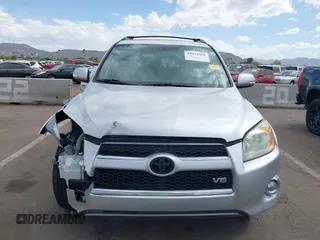 2011 Toyota RAV4 Ltd with VIN JTMDK4DV5B5101596, listed as a IAAI auction lot 41992965 with 194,302 mi miles. Bid and sale history available at carsss.com. Image 12.