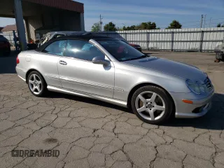 2005 Mercedes-Benz CLK 500 with VIN WDBTK75G45T048451, listed as a Copart auction lot 71526504 with 112,668 mi miles and Salvage Title. Bid and sale history available at DreamBid. Image 4.