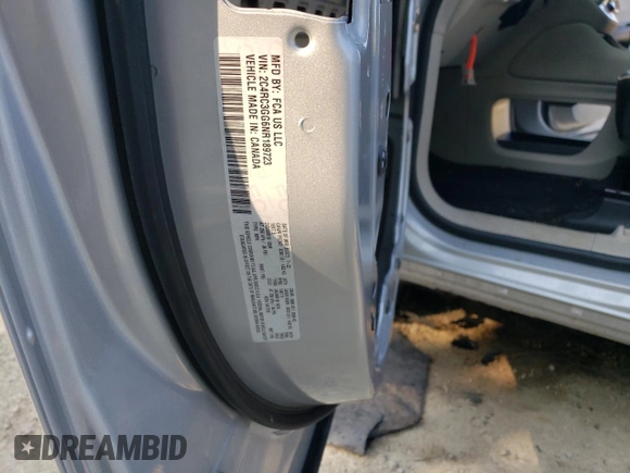 2022 Chrysler Pacifica Limited with VIN 2C4RC3GG6NR189723, listed as a Copart auction lot 60132625 with Not provided miles and Salvage title. Bid and sale history available at DreamBid. Image 13.