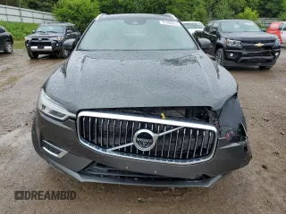2018 Volvo XC60 Inscription Expression with VIN YV4BR0DL6J1061977, listed as a Copart auction lot 61066925 with 196,773 mi miles and Clean title. Bid and sale history available at DreamBid. Image 5.