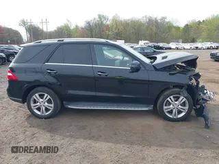2015 Mercedes-Benz M 350 with VIN 4JGDA5HB0FA506525, listed as a IAAI auction lot 42109116 with 152,737 mi miles and . Bid and sale history available at DreamBid. Image 13.