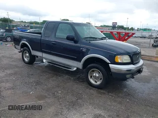 2000 Ford F-150 XL с VIN 1FTRX18L1YNC07244, выставлен на аукционе IAAI как лот 42339821 с пробегом 294 032 миль миль и . История ставок и продаж доступна на DreamBid. Изображение 1.
