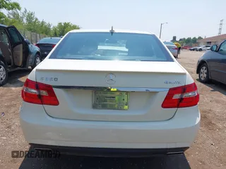 2012 Mercedes-Benz E 350 Luxury with VIN WDDHF8JB7CA620980, listed as a IAAI auction lot 42659488 with 113,301 mi miles and . Bid and sale history available at DreamBid. Image 16.