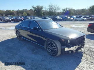 2021 Mercedes-Benz S 580 with VIN W1K6G7GB8MA018208, listed as a IAAI auction lot 41677731 with 40,073 mi miles and . Bid and sale history available at carsss.com. Image 1.