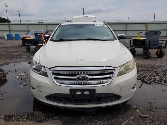 2010 Ford Taurus Limited with VIN 1FAHP2FW7AG127476, listed as a Copart auction lot 62399455 with 140,761 mi miles and Salvage title. Bid and sale history available at DreamBid. Image 5.