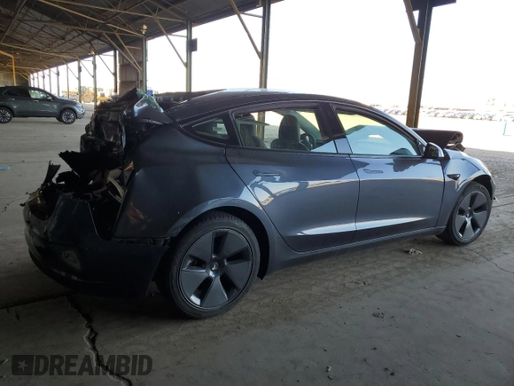 2023 Tesla Model 3 z VIN 5YJ3E1EA5PF449997, wystawiony jako Copart lot #63079275 z przebiegiem 29 629 mil mil oraz Nie do naprawy • Non repairable. Historia ofert i sprzedaży dostępna na DreamBid. Obrazek 3.