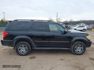 2003 Toyota Sequoia Limited with VIN 5TDBT48A23S164548, listed as a IAAI auction lot 41716216 with 224,658 mi miles. Bid and sale history available at carsss.com. Image 13.