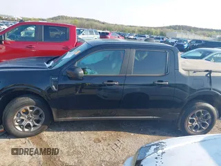 2025 Ford Maverick XLT with VIN 3FTTW8H34SRA29612, listed as a IAAI auction lot 41940598 with 868 mi miles and . Bid and sale history available at DreamBid. Image 14.