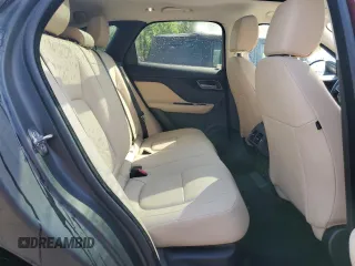 2017 Jaguar F-Pace 35t Premium z VIN SADCJ2BV0HA068470, wystawiony jako Copart lot #60656155 z przebiegiem 45 663 mil mil oraz Czysty tytuł • Clean title. Historia ofert i sprzedaży dostępna na DreamBid. Obrazek 11.