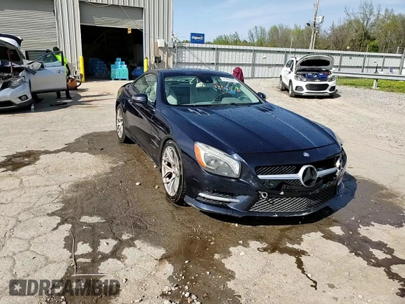 2013 Mercedes-Benz SL 550 z VIN WDDJK7DAXDF005693, wystawiony jako Copart lot #51495395 z przebiegiem 135 406 mil mil oraz Szkoda całkowita • Salvage title. Historia ofert i sprzedaży dostępna na DreamBid. Obrazek 13.