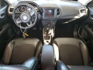 2018 Jeep Compass Latitude с VIN 3C4NJDBBXJT342648, выставлен на аукционе Copart как лот 45703765 с пробегом 136 505 миль миль и Списание • Salvage title. История ставок и продаж доступна на DreamBid. Изображение 8.