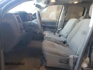 2006 Dodge 1500 SLT z VIN 1D7HU18N86S552412, wystawiony jako Copart lot #42565835 z przebiegiem 121 426 mil mil oraz Nie do naprawy • Non repairable. Historia ofert i sprzedaży dostępna na DreamBid. Obrazek 7.
