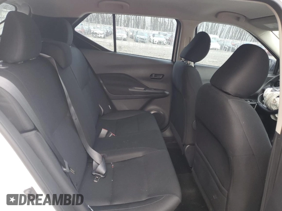 2024 Nissan Kicks S with VIN 3N1CP5BV1RL584510, listed as a Copart auction lot 43839965 with 6,468 mi miles and Salvage Title. Bid and sale history available at carsss.com. Image 11.