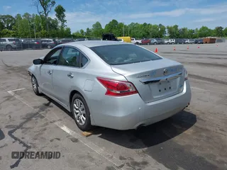 2013 Nissan Altima S with VIN 1N4AL3AP4DC127000, listed as a IAAI auction lot 42108911 with 258,792 mi miles and . Bid and sale history available at DreamBid. Image 3.