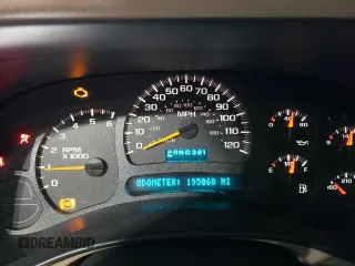 2003 Chevrolet Tahoe LS z VIN 1GNEC13Z23R264941, wystawiony jako Copart lot #56033135 z przebiegiem 195 068 mil mil oraz Szkoda całkowita • Salvage title. Historia ofert i sprzedaży dostępna na DreamBid. Obrazek 9.