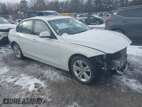 2016 BMW 3 Series 328i xDrive z VIN WBA8E3C58GK502795, wystawiony jako IAAI lot #41452383 z przebiegiem 99 876 mil mil oraz . Historia ofert i sprzedaży dostępna na DreamBid. Obrazek 1.