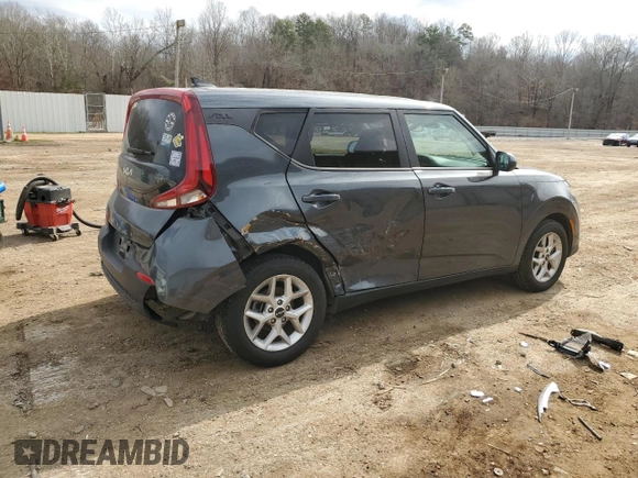 2022 Kia Soul LX with VIN KNDJ23AU3N7807984, listed as a Copart auction lot 44138885 with 40,933 mi miles and Salvage Title. Bid and sale history available at carsss.com. Image 3.