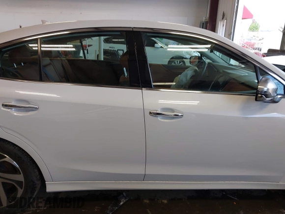 2022 Subaru Legacy Touring XT with VIN 4S3BWGP63N3003040, listed as a IAAI auction lot 42385080 with 25,199 mi miles and . Bid and sale history available at DreamBid. Image 14.